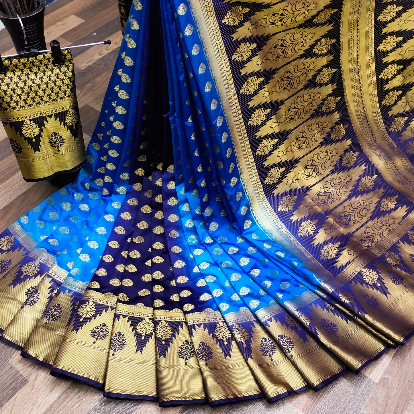 Women's Rich Look Wedding Wear Banarasi Silk Saree With Patli Pallu