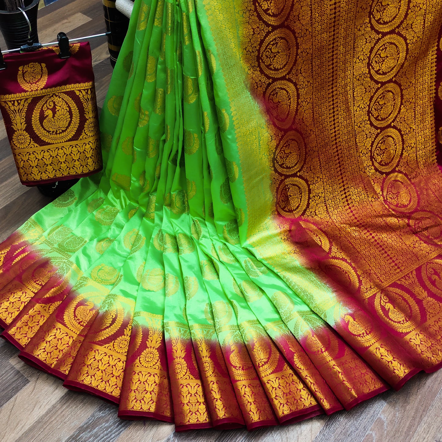 Women's Elegant Traditional Nylon Saree With Heavy Rich Pallu