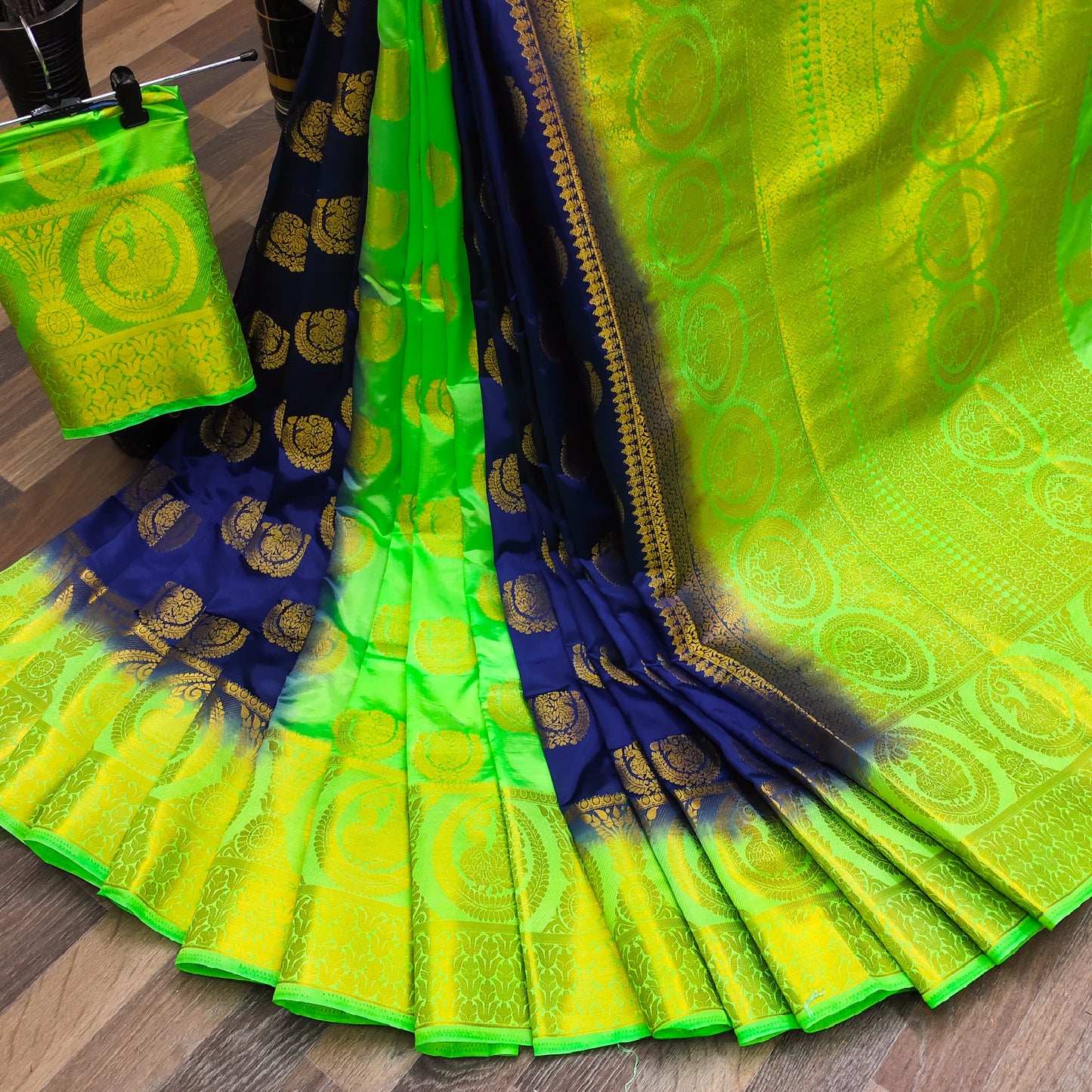 Women's Exclusive Collection Of Balaton Silk Saree With Contrast Border