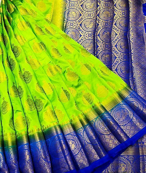 Women's Latest Collection Of Saree With Zari Butta Pattern