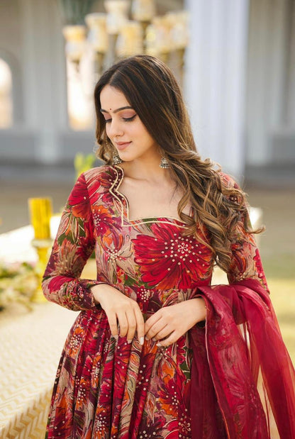 Fiery Fusion: Sadlo`s Digital Printed Floral Georgette Silk Anarkali Gown with Huge Flair